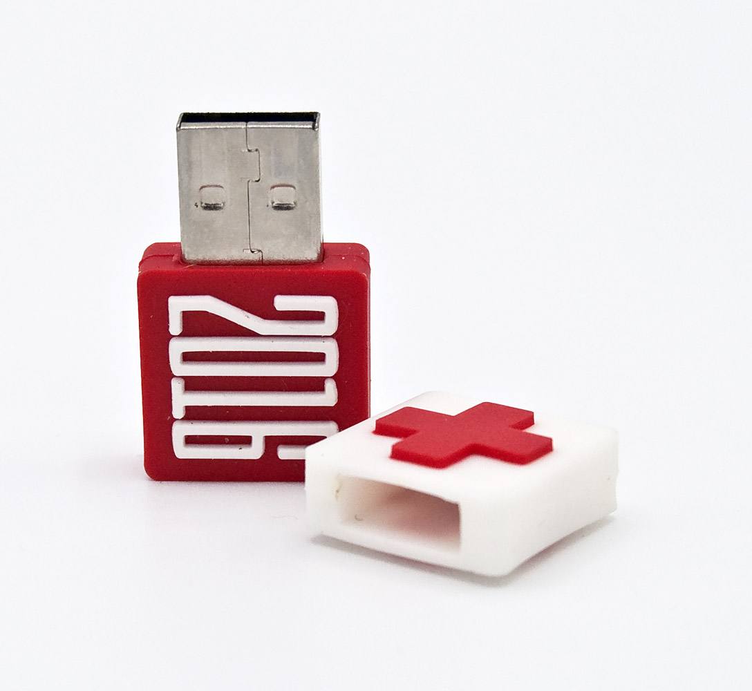 Memoria USB moldeada en SOFT PVC en 2 colores