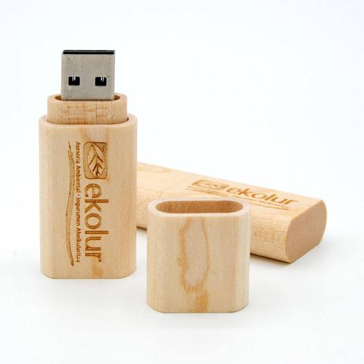 Memoria USB modelo Madera Elegante grabada a láser